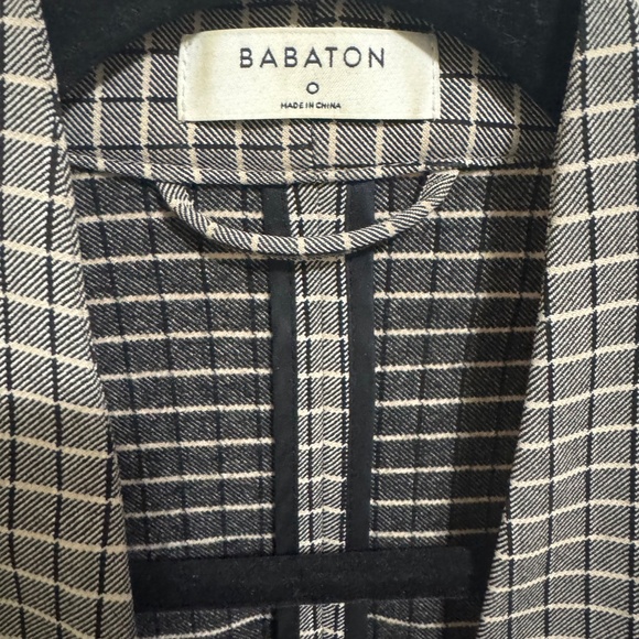 Aritzia Babaton Power Blazer Size 0 Grey Pattern - Picture 4 of 7